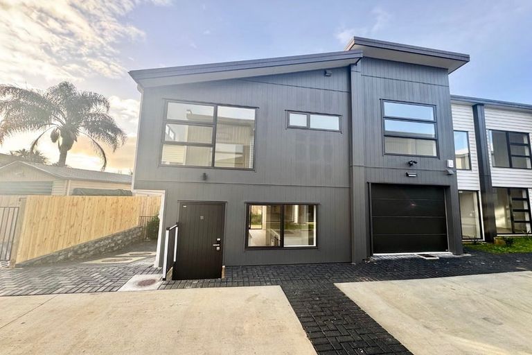 Photo of property in 11/15 Oakland Avenue, Papatoetoe, Auckland, 2025