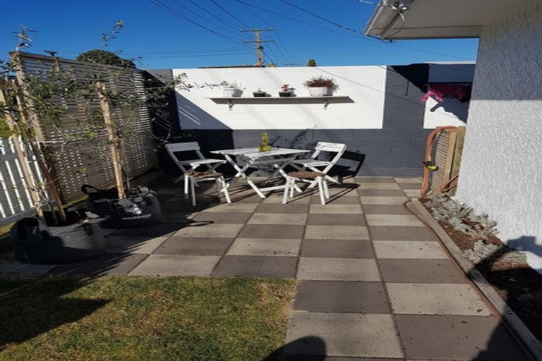 Photo of property in 62 Pitau Road, Mount Maunganui, 3116