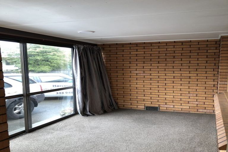 Photo of property in 2/74 Creyke Road, Ilam, Christchurch, 8041