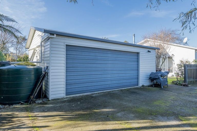 Photo of property in 83 Queenwood Road, Levin, 5510