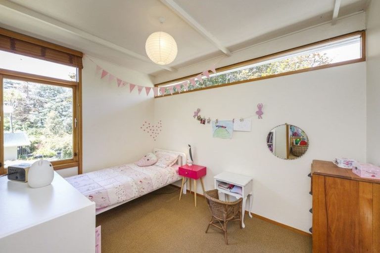 Photo of property in 23 Surrey Crescent, Hokowhitu, Palmerston North, 4410