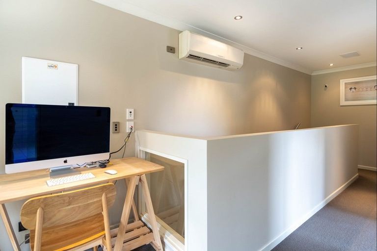 Photo of property in 4 Springhaven Lane, Paraparaumu, 5032