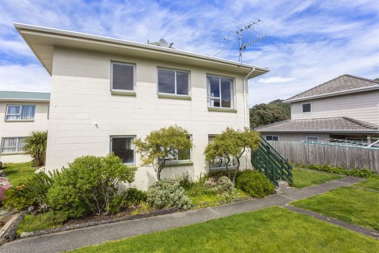 Photo of property in 15/154 Onepu Road, Lyall Bay, Wellington, 6022
