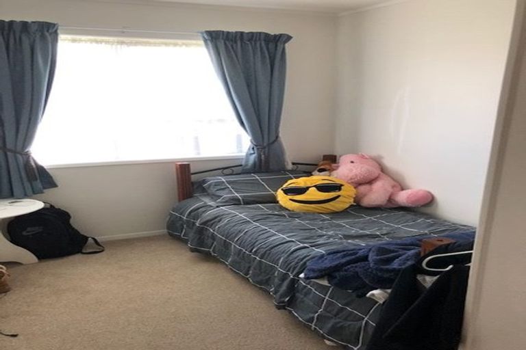 Photo of property in 1/5 Onslow Road, Papakura, 2110