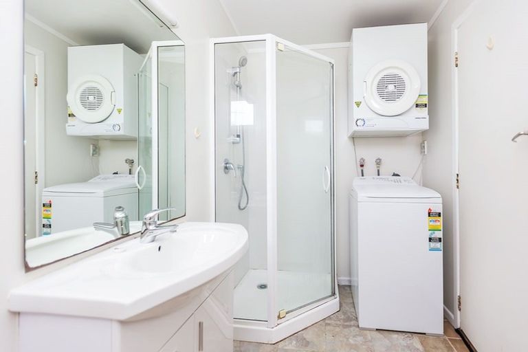 Photo of property in 5/60 Fairlie Terrace, Kelburn, Wellington, 6021