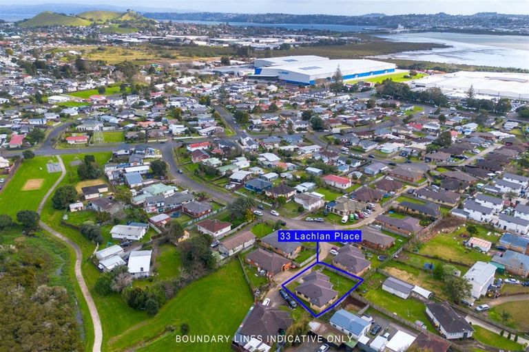 Photo of property in 33 Lachlan Place, Favona, Auckland, 2024
