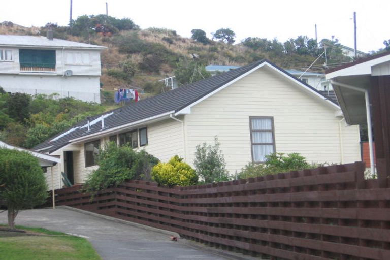 Photo of property in 12 Rydal Place, Southgate, Wellington, 6023