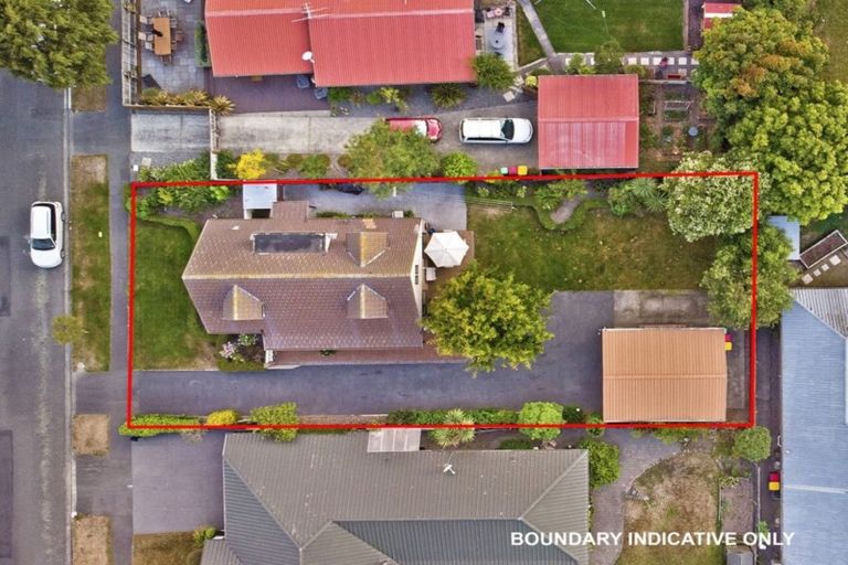 Photo of property in 249 Queenspark Drive, Parklands, Christchurch, 8083