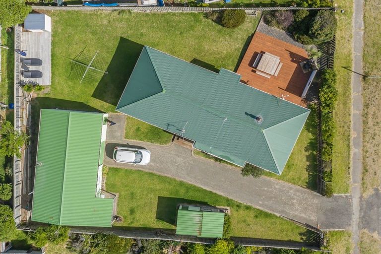 Photo of property in 12 Te Kiri Street, Himatangi Beach, Foxton, 4891