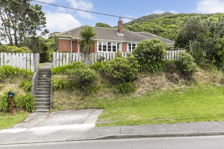 Photo of property in 25 Karamu Street, Ngaio, Wellington, 6035