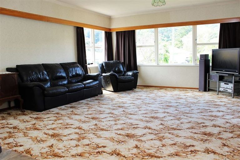 Photo of property in 211 Moanataiari Street, Thames, 3500