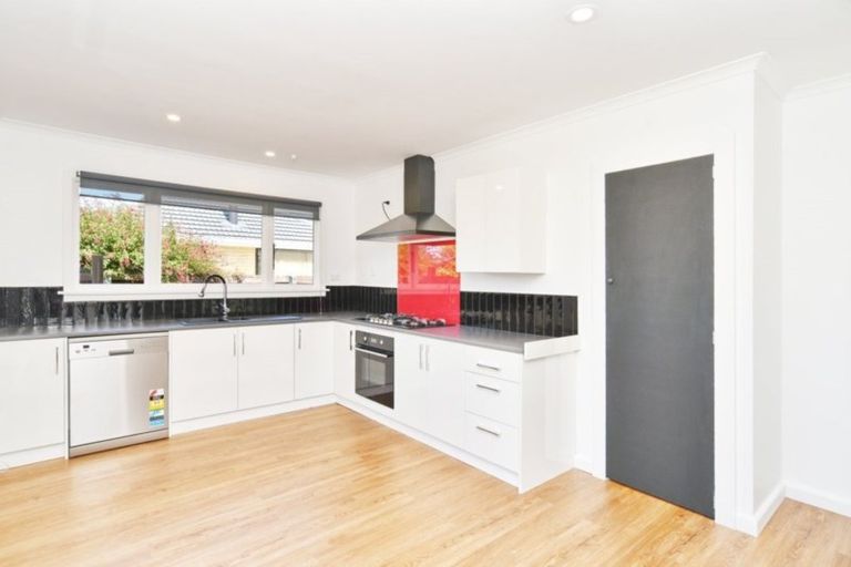 Photo of property in 8 Warblington Street, Aranui, Christchurch, 8061