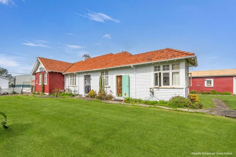 Photo of property in 14 Ruawai Wharf Road, Ruawai, 0530