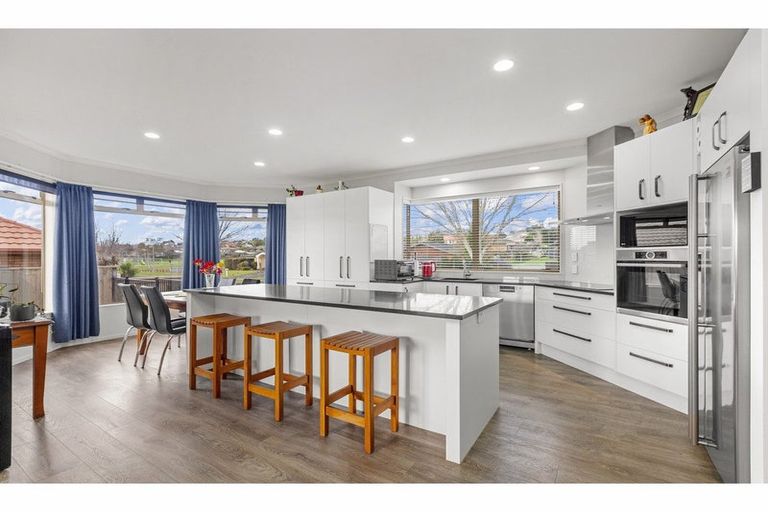 Photo of property in 294 Grandview Road, Western Heights, Hamilton, 3200