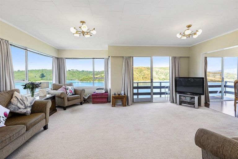 Photo of property in 20 Forth Place, Papakowhai, Porirua, 5024