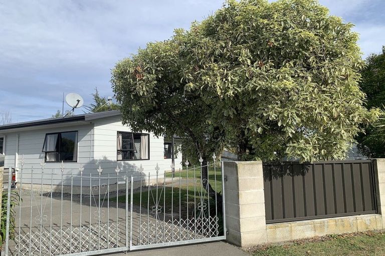 Photo of property in 1 Perry Crescent, Greenmeadows, Napier, 4112