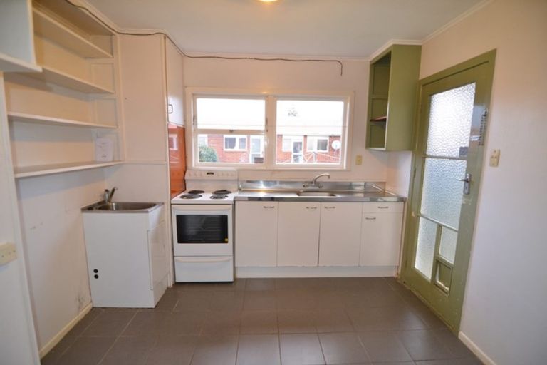 Photo of property in 1/68 Titirangi Road, New Lynn, Auckland, 0600