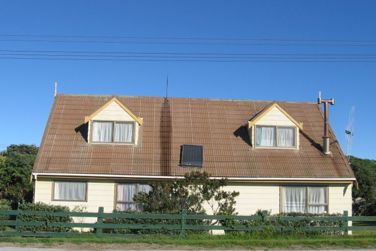 Photo of property in 5 Koromiko Street, Otaki Beach, Otaki, 5512