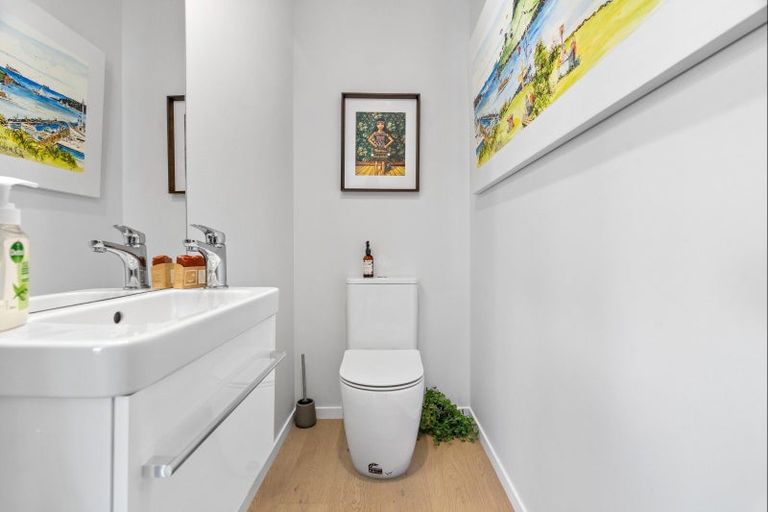 Photo of property in 8/17 Victoria Road, Mount Maunganui, 3116