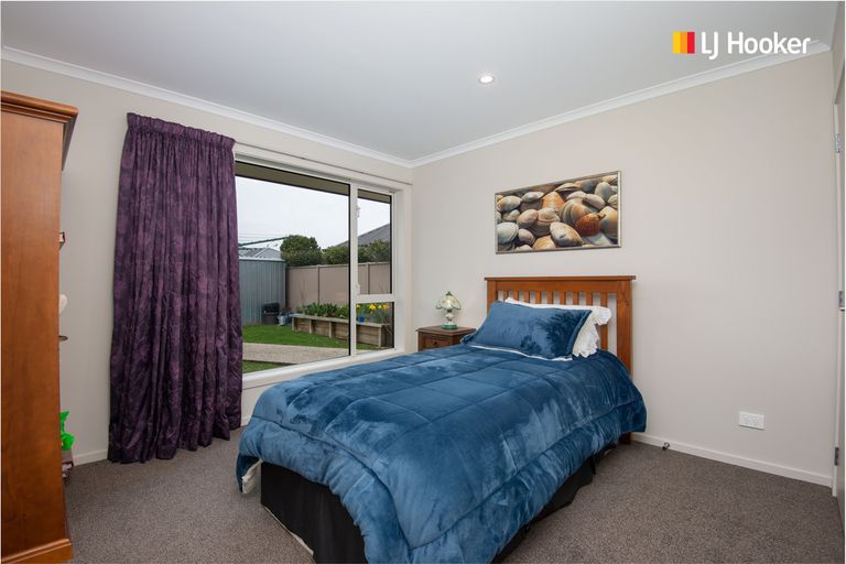 Photo of property in 8 Centre Street, Mosgiel, 9024