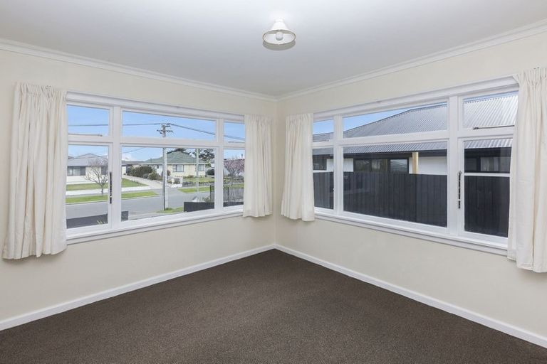 Photo of property in 63 Shortland Street, Wainoni, Christchurch, 8061