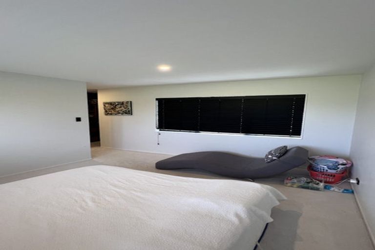 Photo of property in 3 Wyon Way, Flat Bush, Auckland, 2016