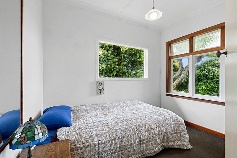 Photo of property in 14 Woodleigh Street, Frankleigh Park, New Plymouth, 4310