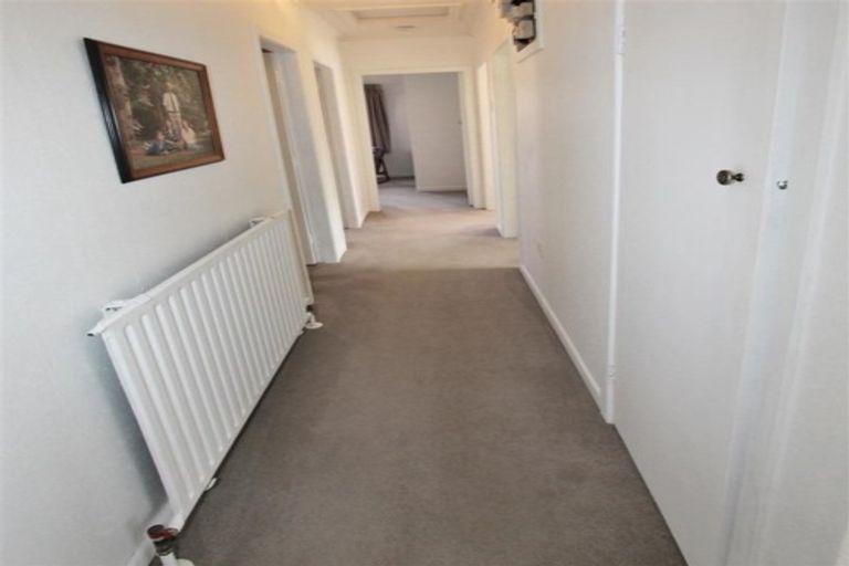 Photo of property in 8 Robertson Street, Glenholme, Rotorua, 3010