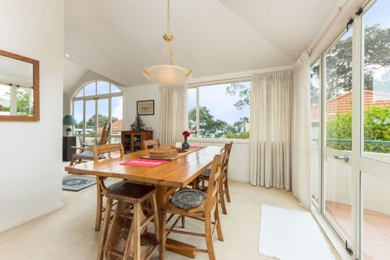 Photo of property in 4/30 Clarence Road, Northcote Point, Auckland, 0627