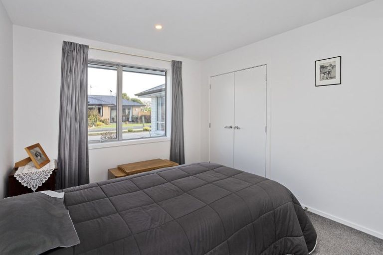 Photo of property in 34 Kirkbride Street, Wallacetown, 9816