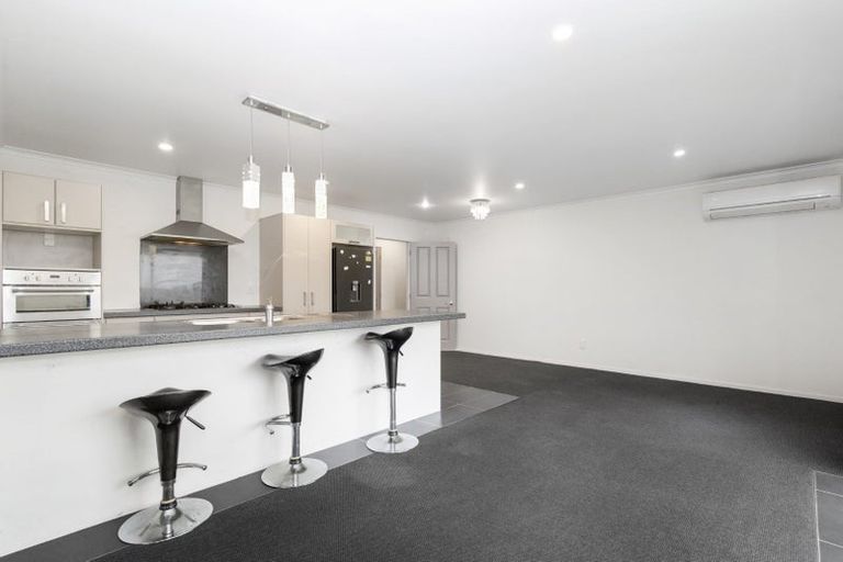 Photo of property in 10 Raddington Way, Huntington, Hamilton, 3210