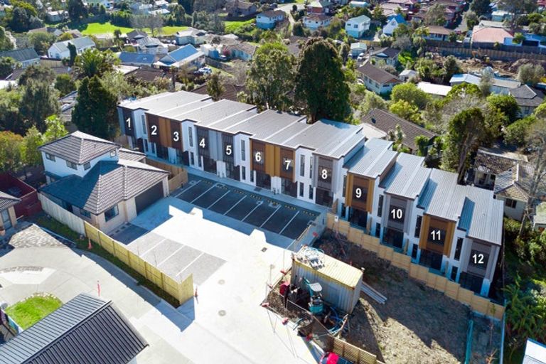 Photo of property in 4/32 Brandon Road, Glen Eden, Auckland, 0602