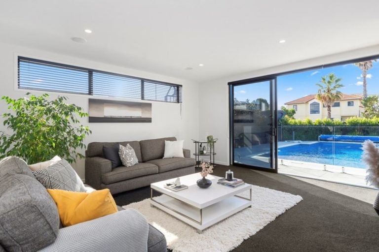 Photo of property in 2 Oceania Sands Way, Papamoa Beach, Papamoa, 3118