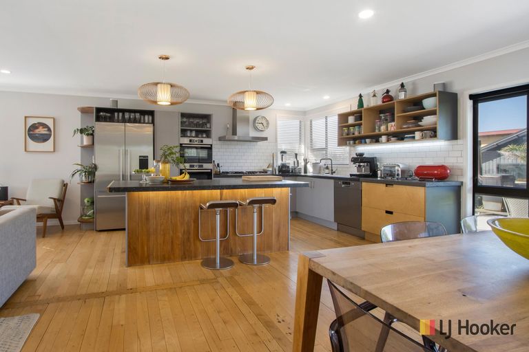 Photo of property in 55 Seaforth Road, Waihi Beach, 3611