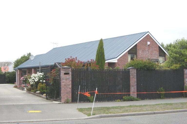 Photo of property in 50 Radiata Avenue, Parklands, Christchurch, 8083