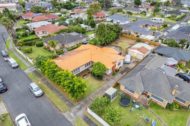 Photo of property in 15 Fraser Road, Papatoetoe, Auckland, 2025