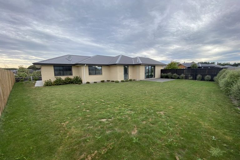 Photo of property in 33 Fearne Drive, Woodend, 7610