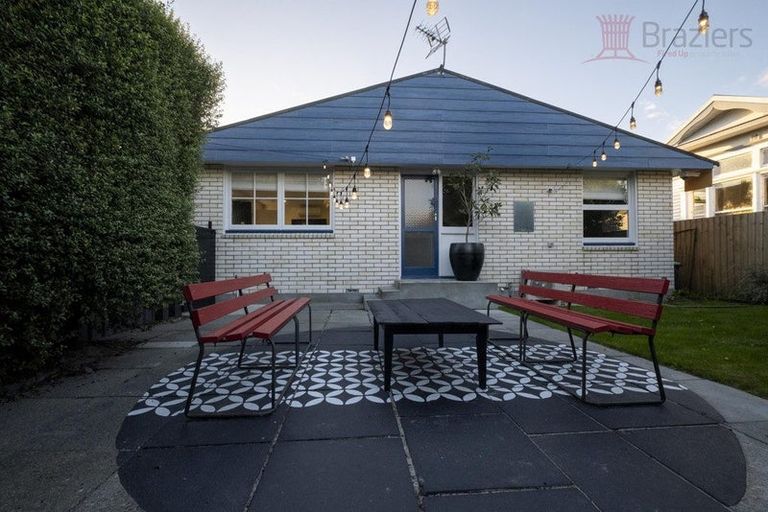 Photo of property in 2/103 Opawa Road, Opawa, Christchurch, 8023