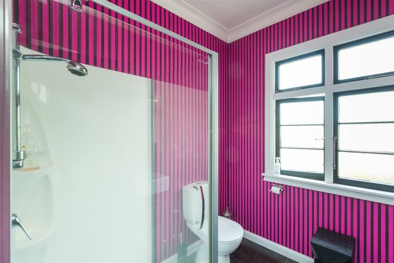 Photo of property in 15 Ake Ake Avenue, Hokowhitu, Palmerston North, 4410