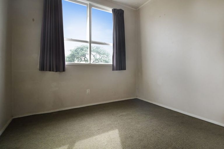 Photo of property in 6 Dalry Place, Mangere Bridge, Auckland, 2022