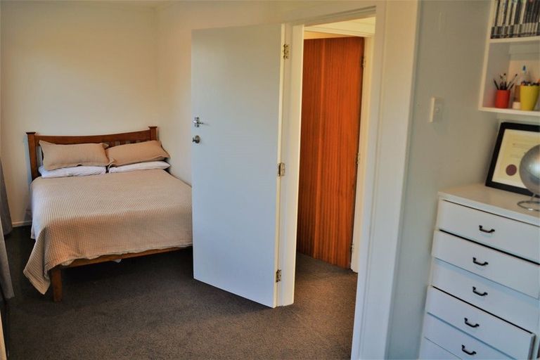 Photo of property in 70 Peer Street, Upper Riccarton, Christchurch, 8041