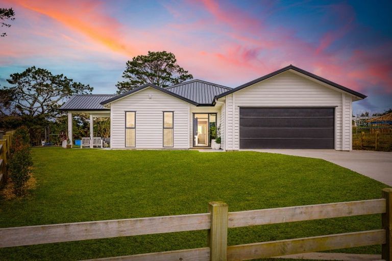 Photo of property in 3 Awatiro Drive, Kaukapakapa, 0871