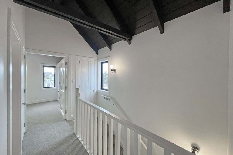 Photo of property in 242b Tinakori Road, Thorndon, Wellington, 6011