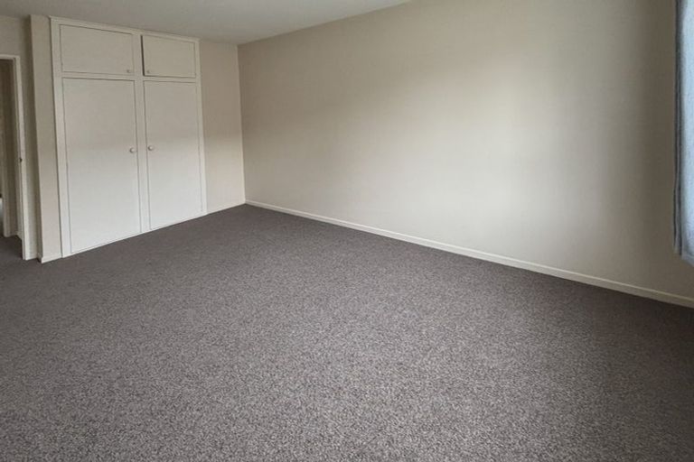 Photo of property in 2/42 Chipping Lane, Redwood, Christchurch, 8051