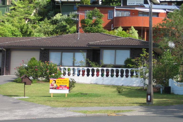 Photo of property in 2/37 Palliser Lane, Browns Bay, Auckland, 0630
