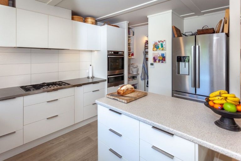 Photo of property in 107 Riverview Road, Whangamata, 3620