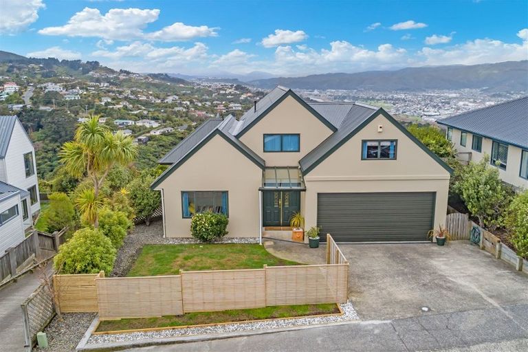 Photo of property in 85 Cypress Drive, Maungaraki, Lower Hutt, 5010