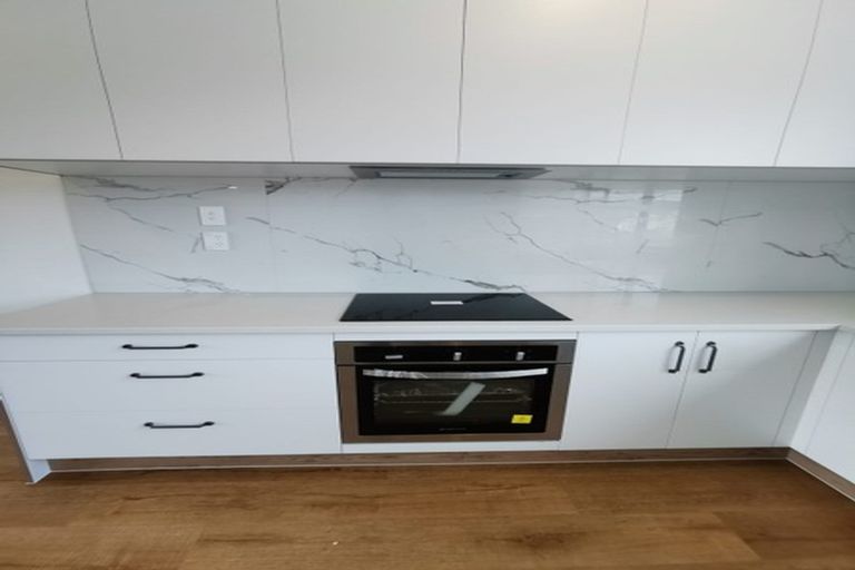 Photo of property in 1/17 Woodford Avenue, Henderson, Auckland, 0610