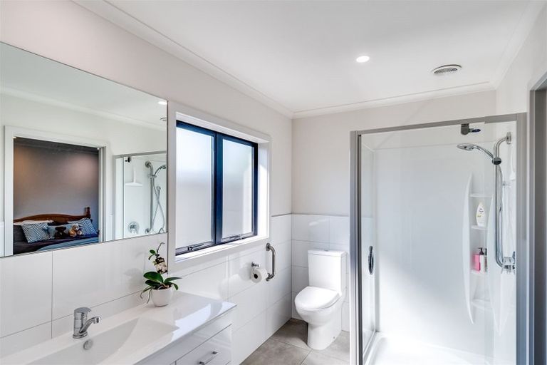 Photo of property in 62a Puketapu Road, Taradale, Napier, 4112