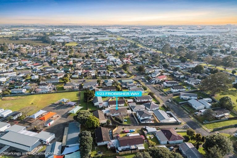 Photo of property in 1/23 Frobisher Way, Clendon Park, Auckland, 2103